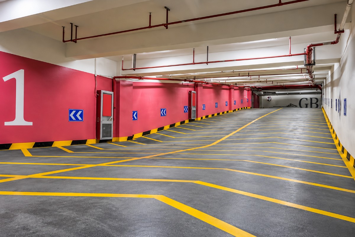 Yellow parking garage line markings enhance